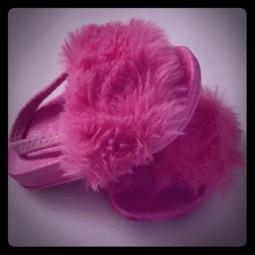 Brand new girl pink slippers